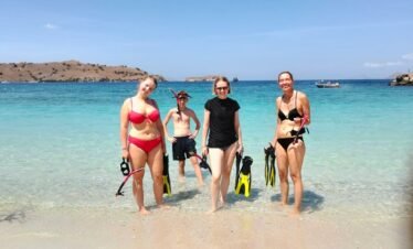 labuan bajo tour